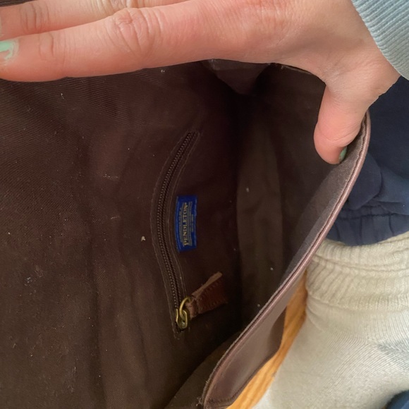 Pendleton crossbody - Picture 3 of 5